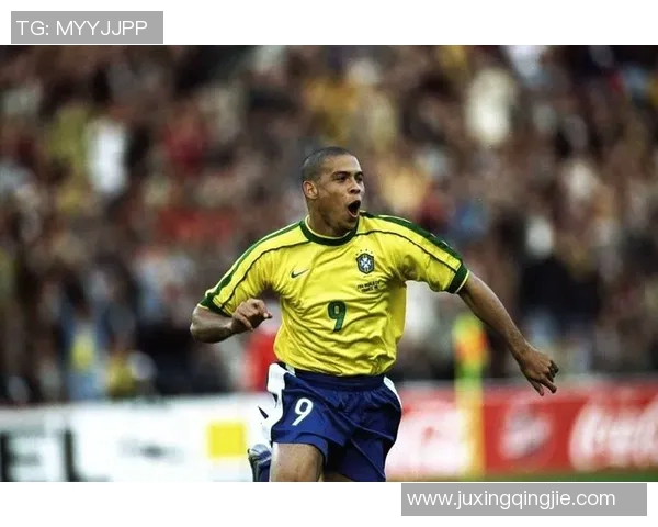 国际足球巨星风采盘点世界足坛传奇人物与巅峰瞬间