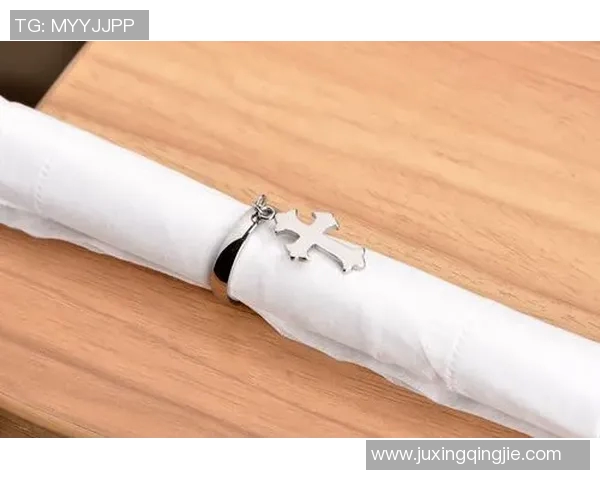 足球明星同款项链风靡全球 探索明星佩戴的独特时尚配饰